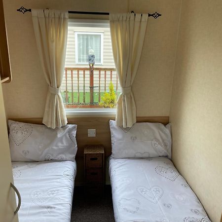 אינגולדמלס The Luxury Wolds Retreat 6 Berth 3 Bedrooms Beds Made For Arrival Wifi מראה חיצוני תמונה